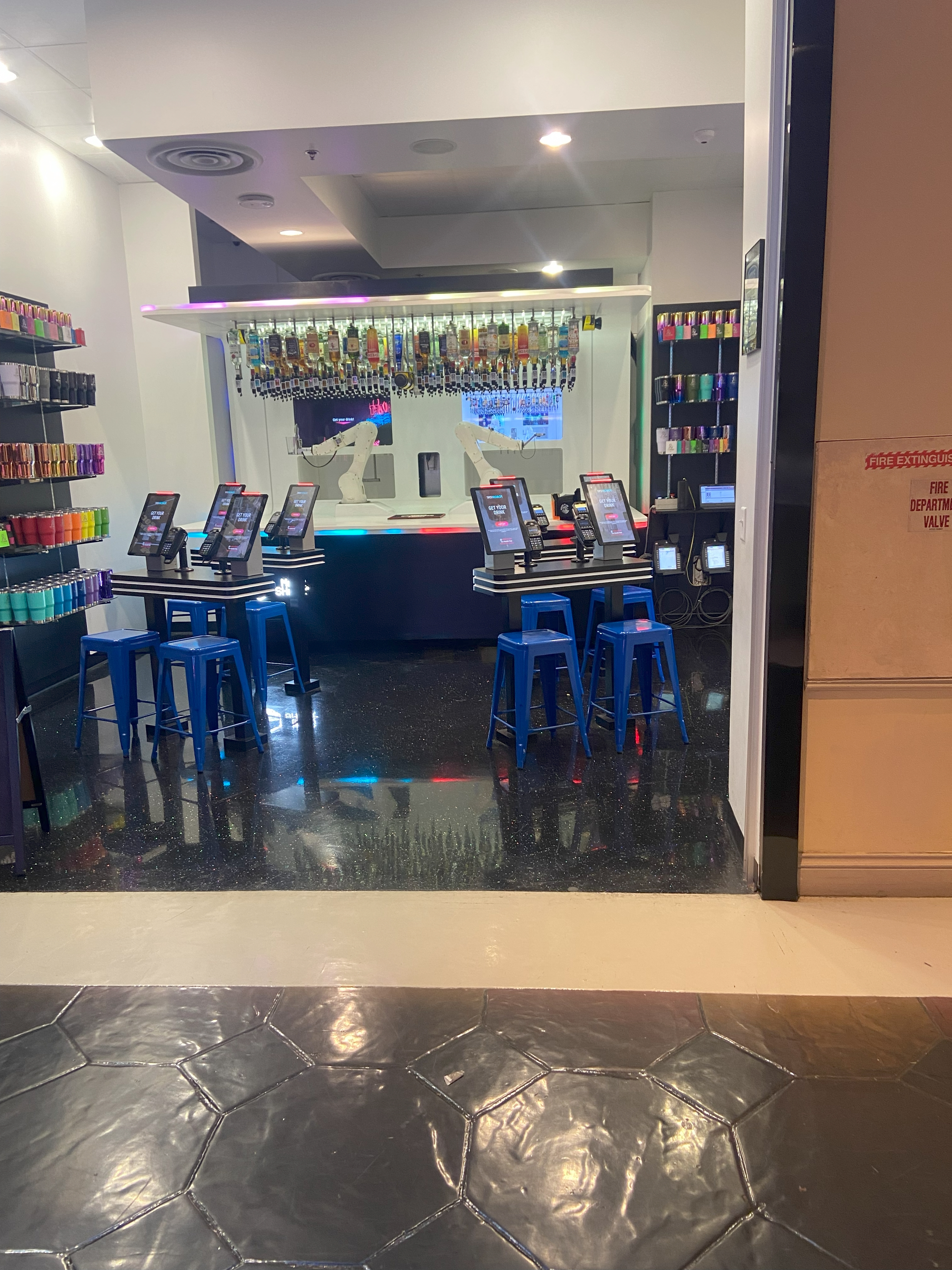 Really cool robot bar